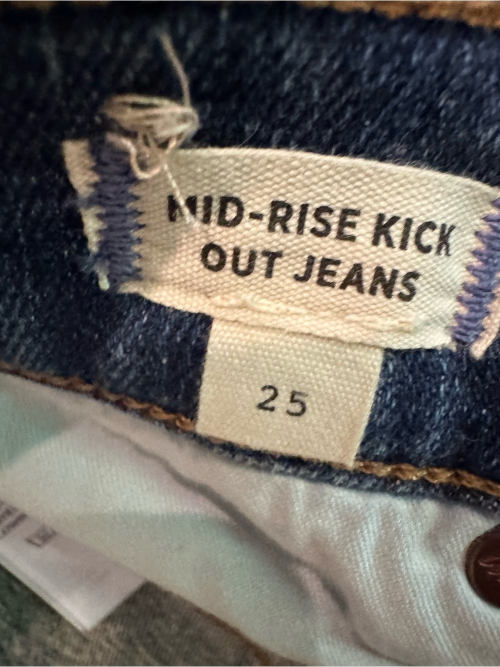 Madewell Women's Blue Denim Jeans - Mid Rise Kick Out Jeans Size 25 - Picture 4 of 5